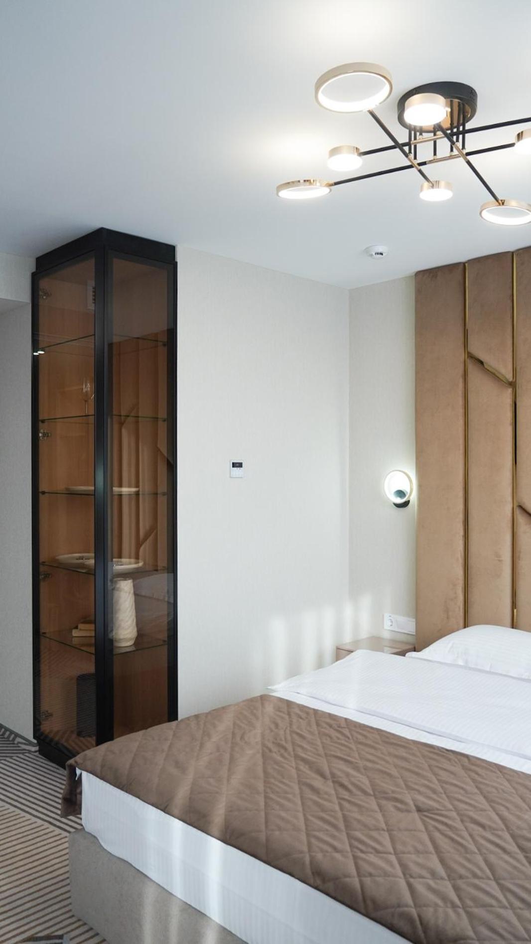 Hotel Tourist Lviv Extérieur photo