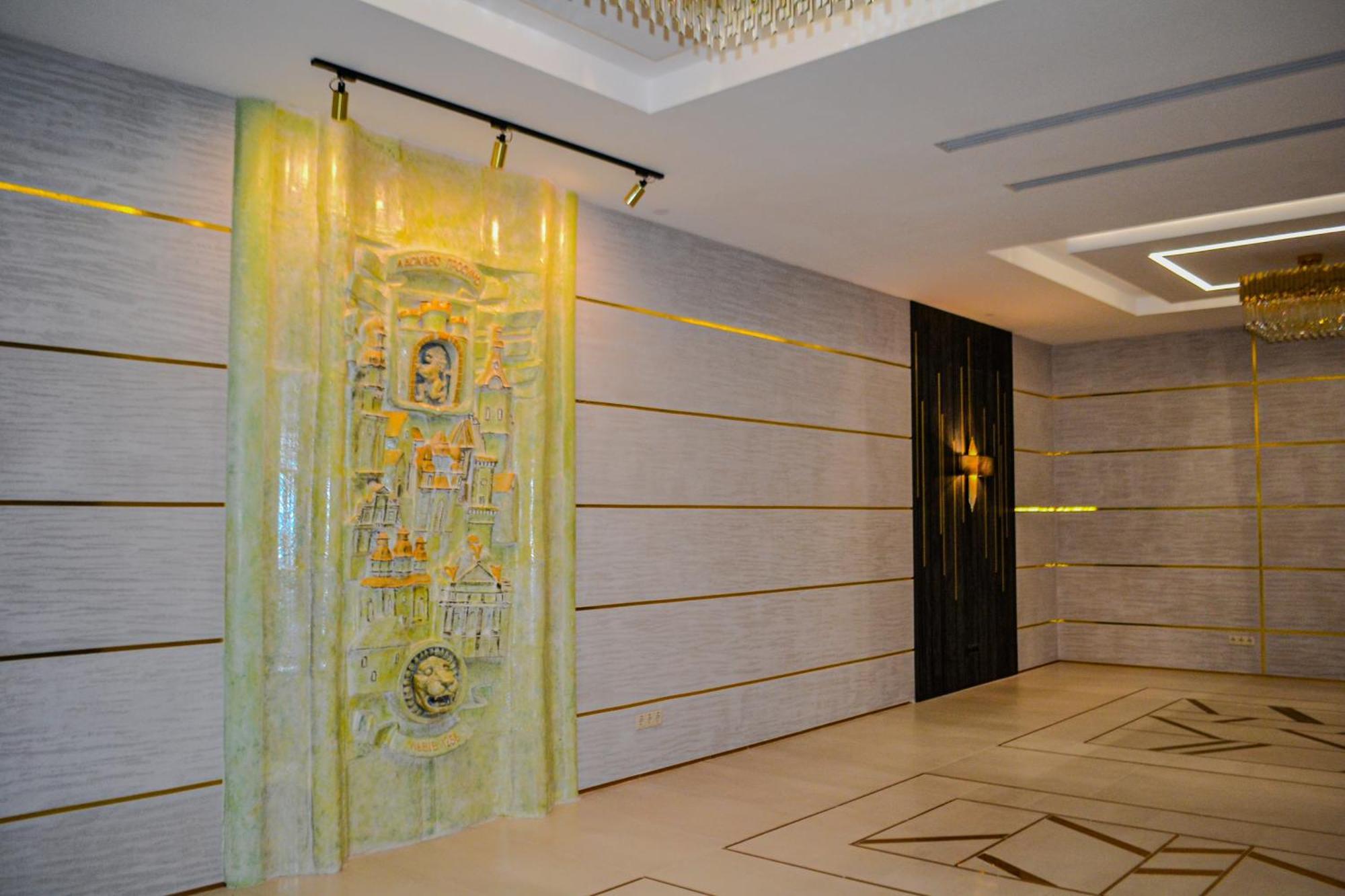 Hotel Tourist Lviv Extérieur photo